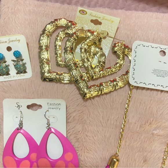 Jewelry Bundle #2 - Picture 7 of 10